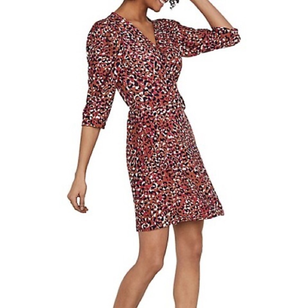 SOLD | BNWT Vero Moda wrap dress in Auburn size medium